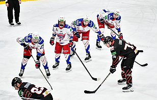 «Славутич» снова забросил в ворота «Гомеля» шесть шайб