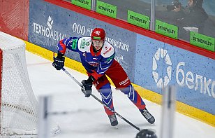 «Удаления нас подкосили, но бились до конца». Кирилл Татарников — о матче с «Юностью»