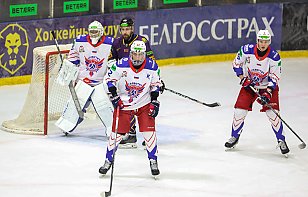 «Я бросал по ощущениям». Максим Озеров – о своей шайбе от бортика и победе над «Могилевом»