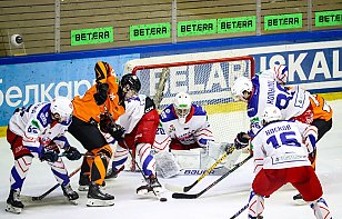 «Славутич» забросил семь шайб в ворота «Шахтера»